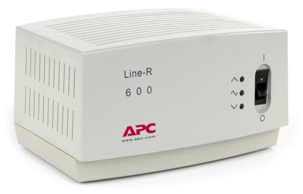Обзор автоматического стабилизатора напряжения APC Line-R 600.