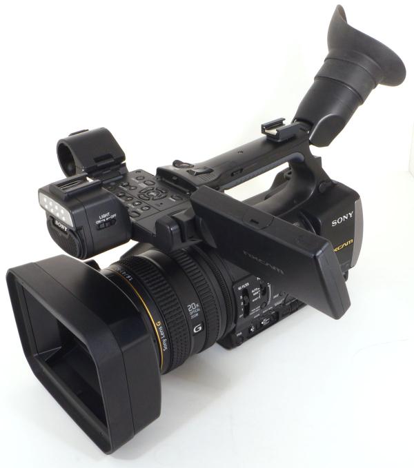 Полный обзор видеокамеры Sony HXR-NX3.
