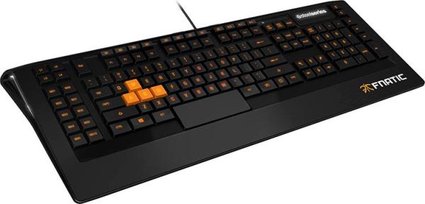 SteelSeries представила новейшую игровую клавиатуру модели Apex Fnatic Edition