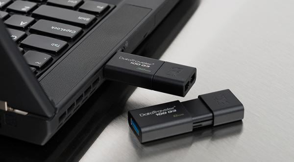 Флэш-накопитель USB3.0   8GB Kingston Data Traveler DT100G3/8GB, черный