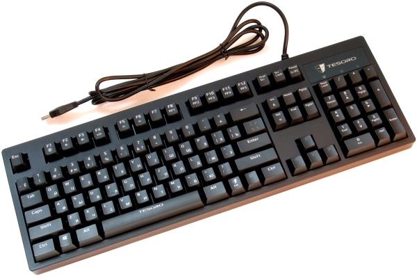 Tesoro Excalibur: механическая игровая клавиатура с подсветкой и встроенной памятью в классическом исполнении