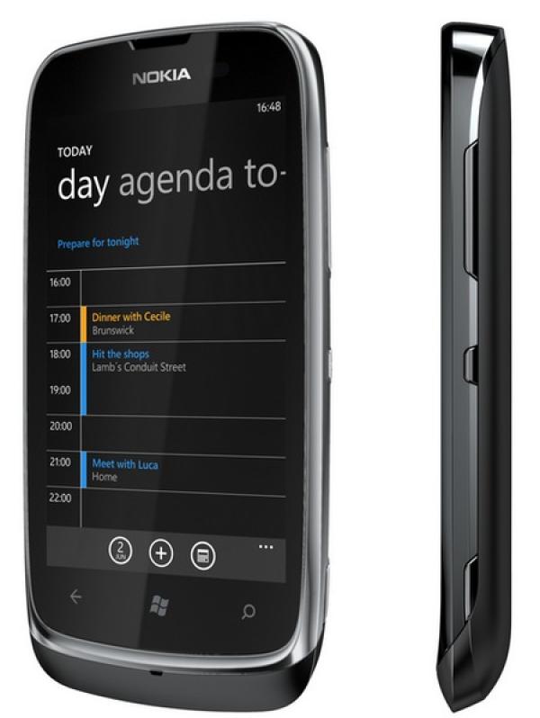 Смартфон Nokia Lumia 610, 1*800МГц, 8GB, 3.7" 800*480, GSM/3G, BT, WiFi, G-sensor, радио, камера 5Мпикс, Zoom 4x, Windows Phone OS 7.5, 62*119*12мм 132г, 740/12.5ч, черный