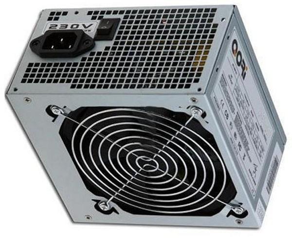 БП для корпуса ATX SuperPower QORi 700W, 700Вт, 20+4pin, 4pin(CPU)/ 6pin(PCI-E)/ 2*4pin(molex)/FD/2*SATA, 120*120мм, PFC