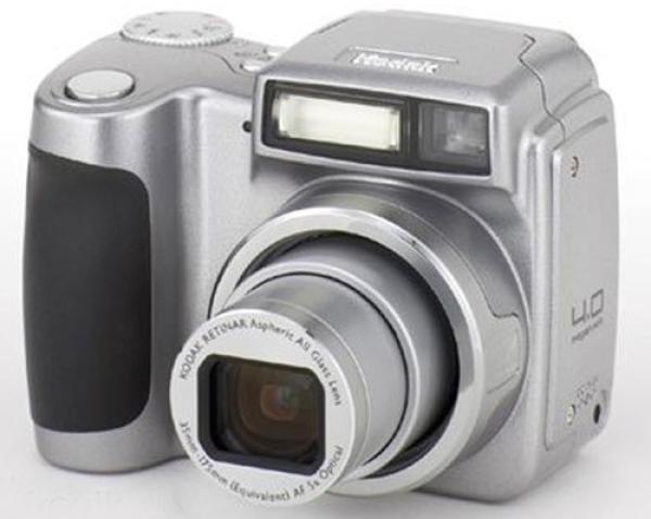 Фотоаппарат цифровой Kodak EasyShare Z700, 4Мпикс, Zoom 10x50x, ЖКД 1.5", USB2.0, ТВ выход, 32MB, MMC/SD, MPEG4, Б/У