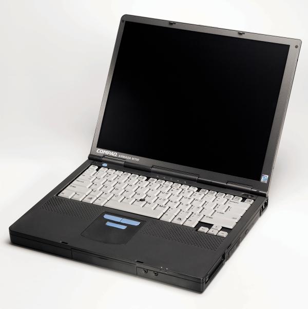 Ноутбук 14" Compaq Armada M700, PIII-650 192M  6G A/M 14" 1024*768 2PCMCIA USB ИК Звук Модем LAN ТВ-выход без аккумулятора б/у