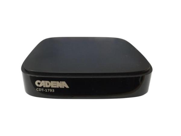 Приставка для цифрового эфирного ТВ DVB-T2 Cadena CDT-1793