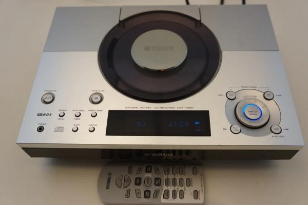 Музыкальный центр Yamaha CRXTS-20 S, CD, цифровой приемник, диапазоны-FM/LW/MW, серебристый,  без колонок