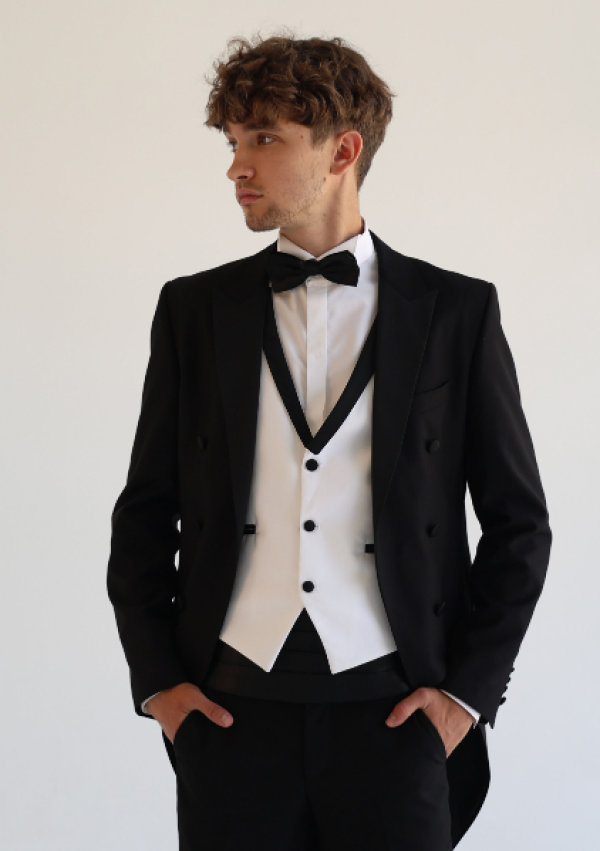 Прокат костюмов и смокингов